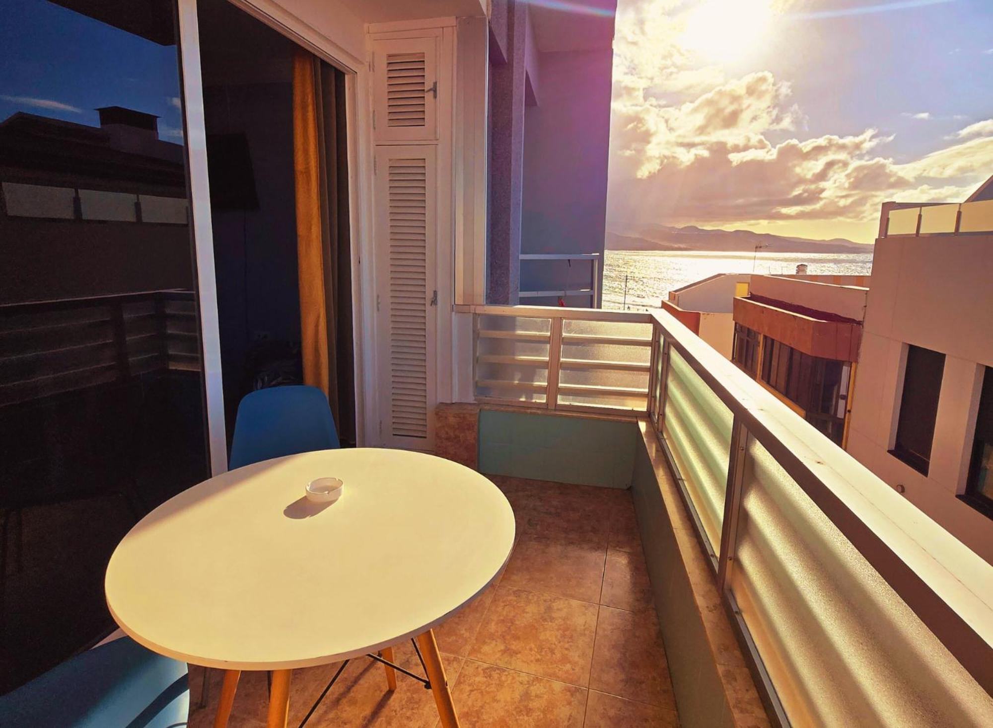 Casita Canaria Playa Beachfront Access & Lateral Ocean View With Terrace Las Palmas de Gran Canaria Luaran gambar